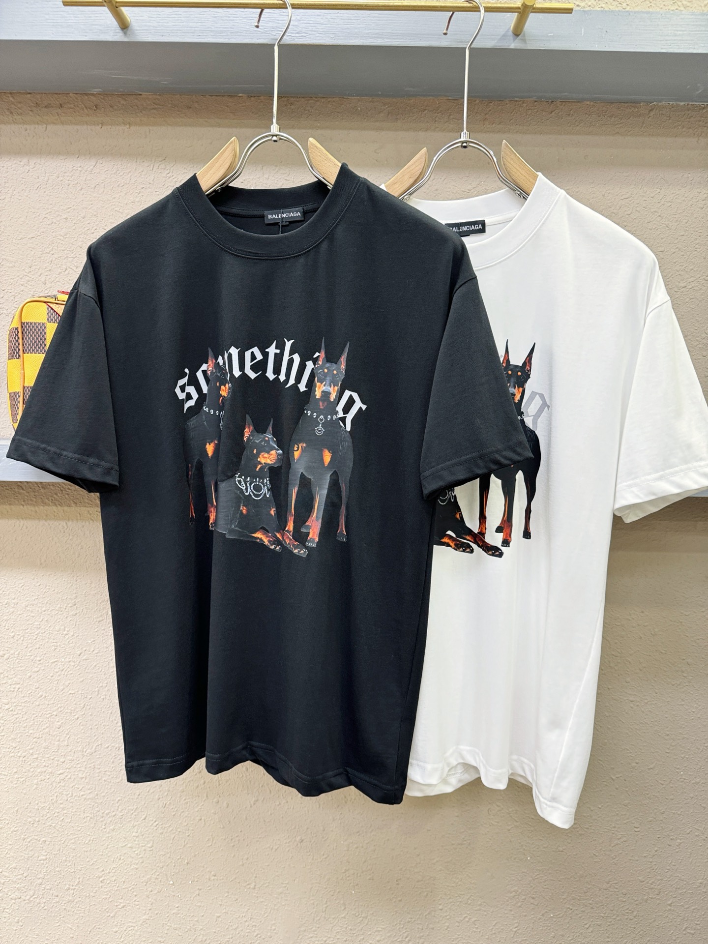 (最大可穿200斤) Balenciaga巴黎世家 2026新款短袖T恤！男女同款！走秀图案时尚休闲短袖