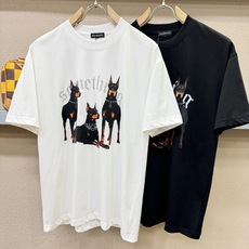 (最大可穿200斤) Balenciaga巴黎世家 2026新款短袖T恤!男女同款!走秀图案时尚休闲短袖 (最大可穿200斤) Balenciaga巴黎世家 2026新款短袖T恤!男女同款!走秀图案时尚休闲短袖