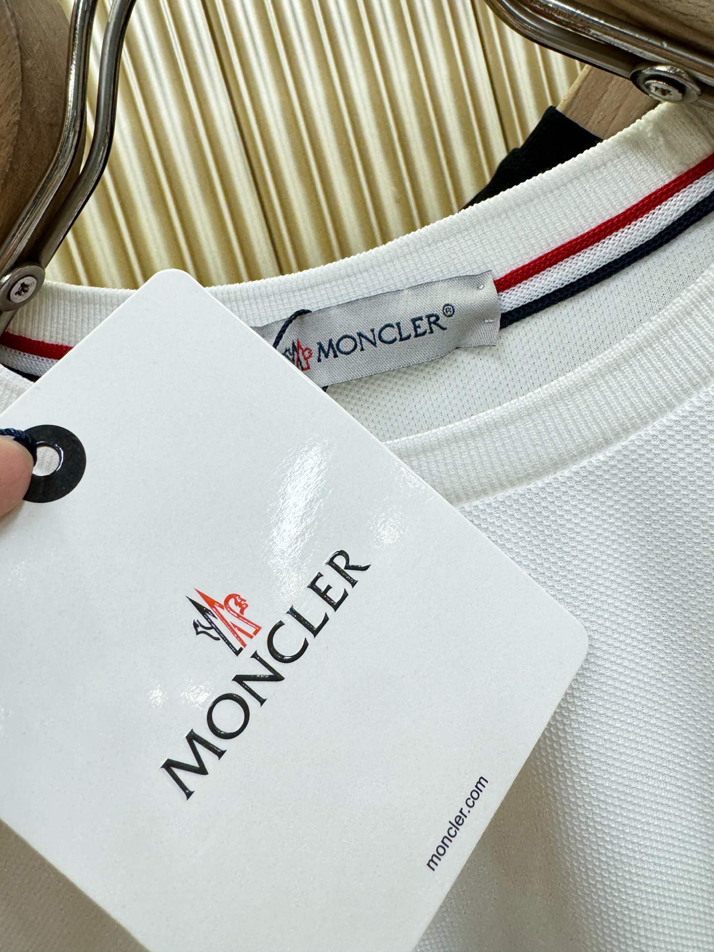 Moncler蒙口 顶级品质 2026新品短袖！精工设计，原版定制面料，手感柔软。顶级进口私货，时尚设计