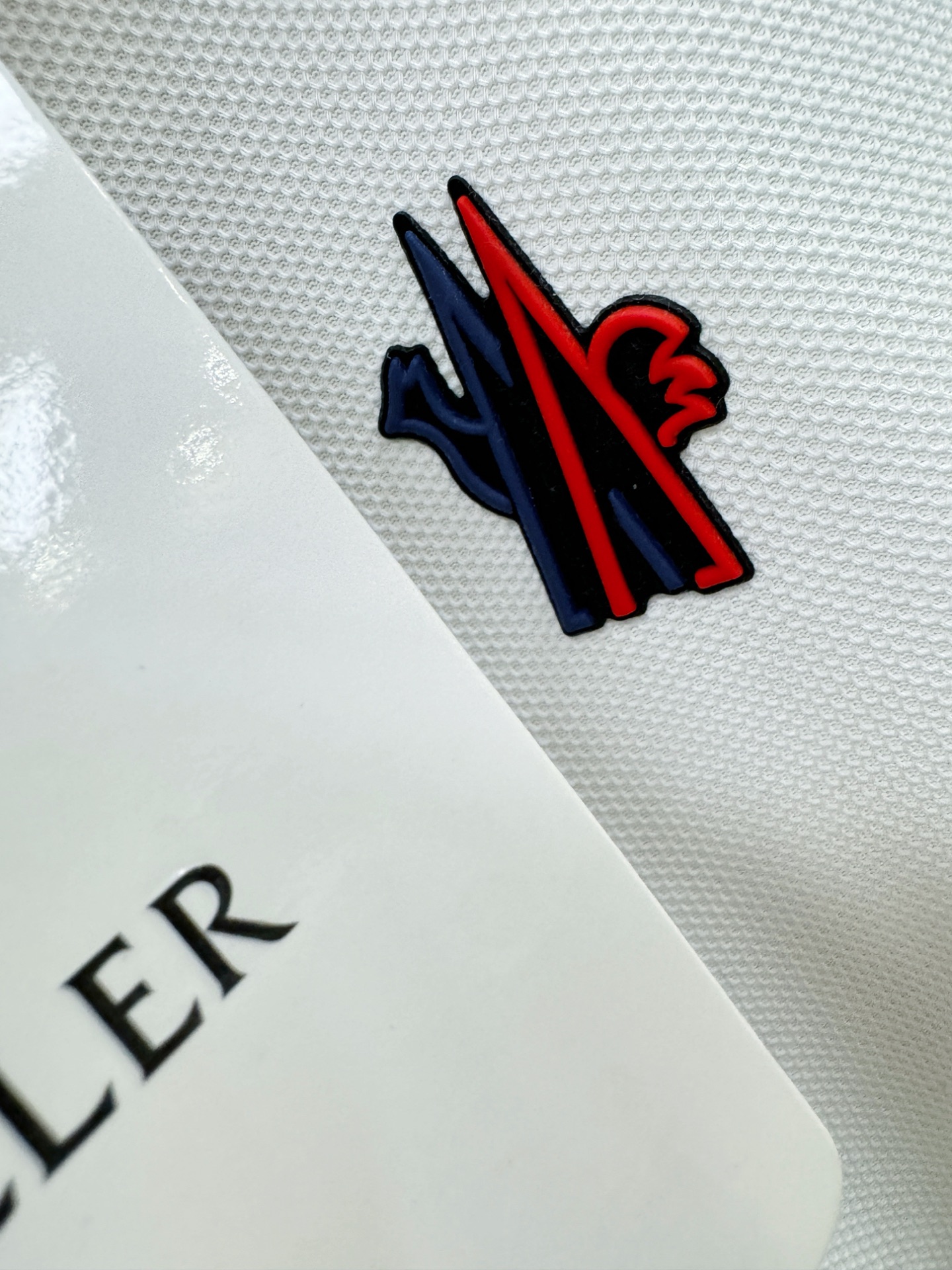 Moncler蒙口 顶级品质 2026新品短袖！精工设计，原版定制面料，手感柔软。顶级进口私货，时尚设计