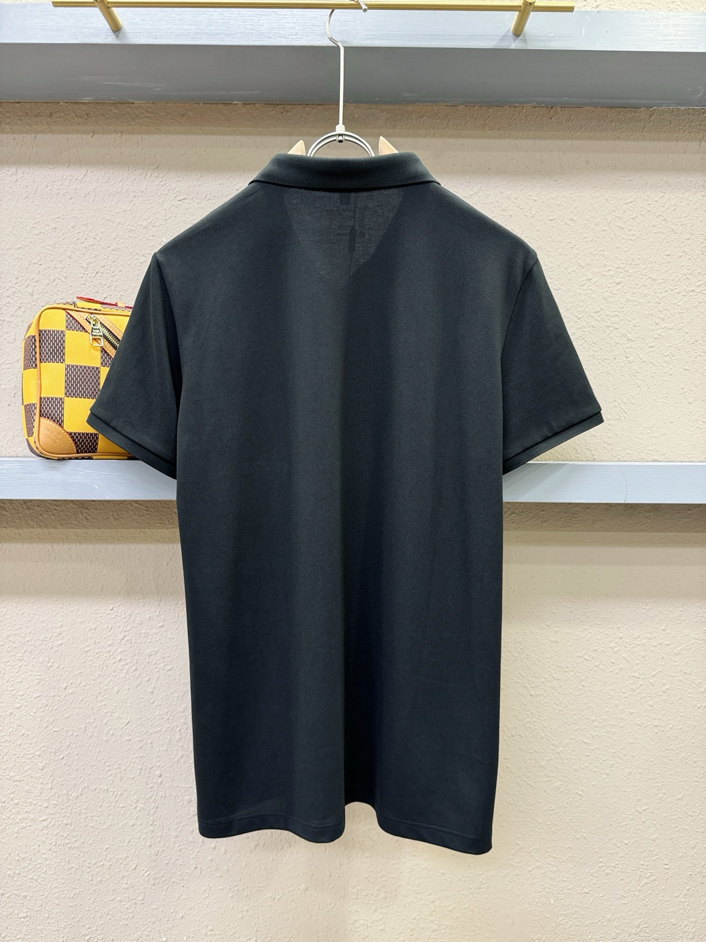 PRADA 普拉达 2026官方春夏新款 专柜同步上市 男士翻领短袖POLO衫，高端主线系列，进口珠地丝光棉面料，质感一