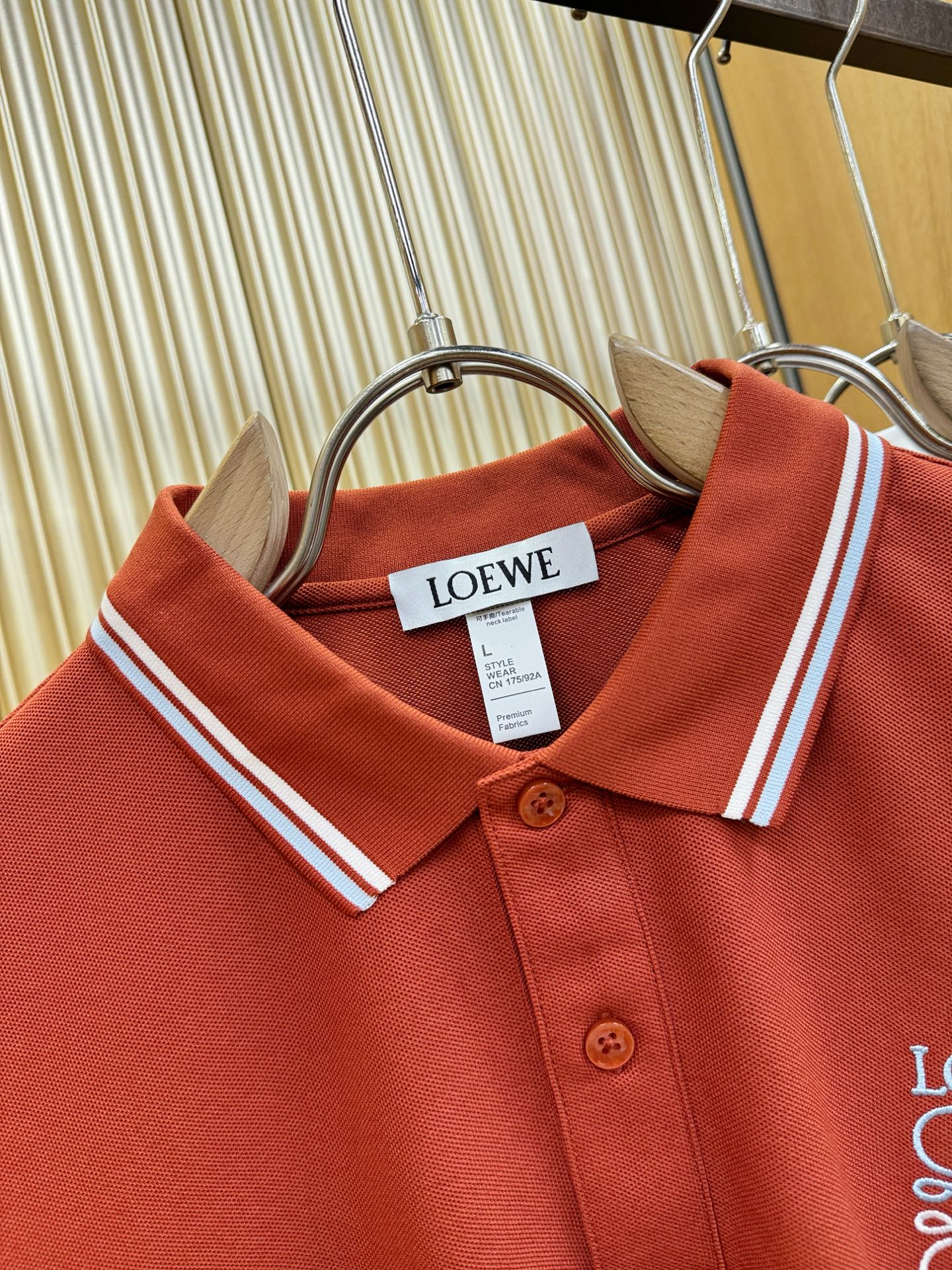 LOEWE罗意威 2026官方春夏新款 专柜同步上市 男士翻领短袖POLO衫，高端主线系列，进口珠地丝光