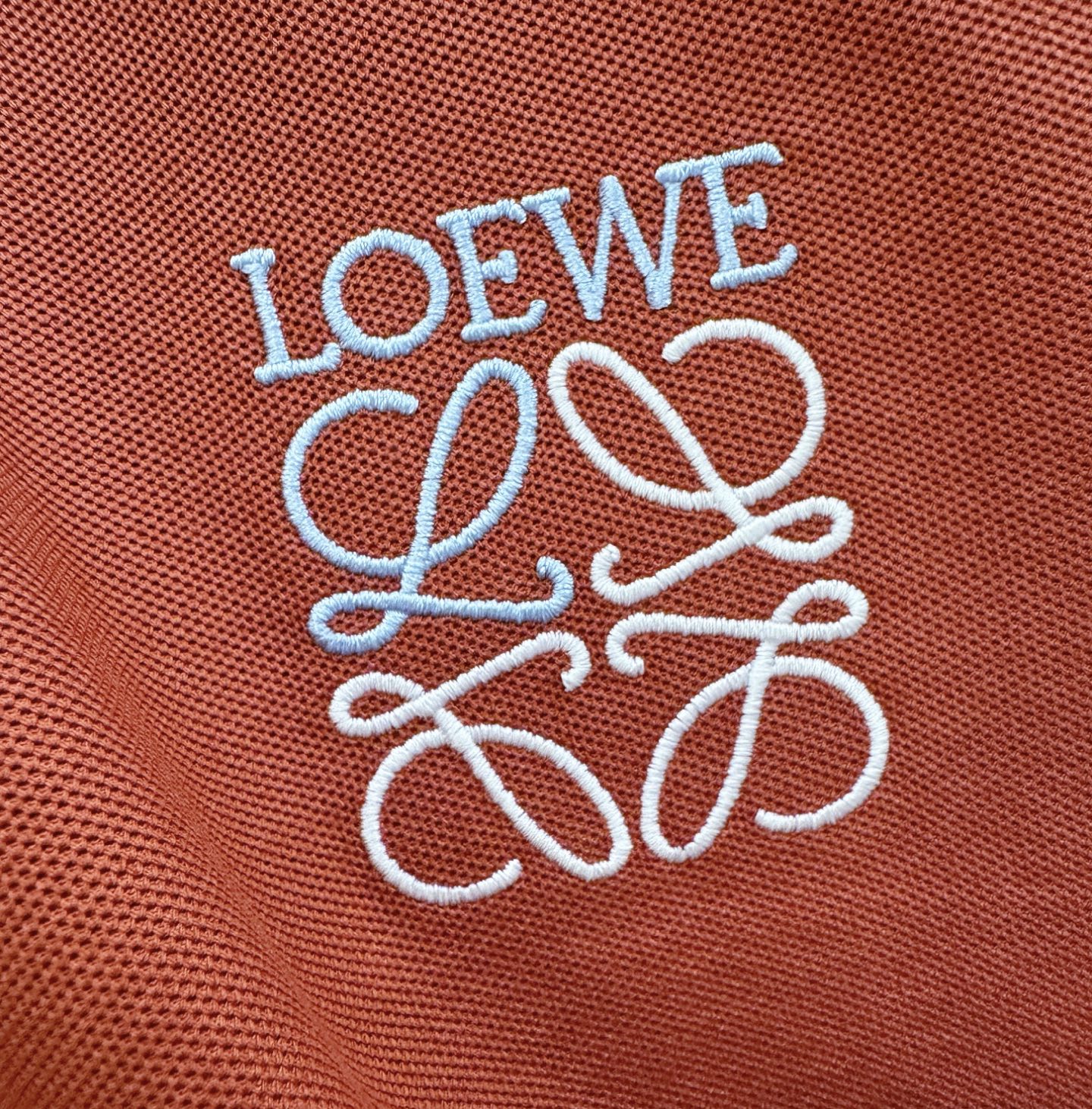 LOEWE罗意威 2026官方春夏新款 专柜同步上市 男士翻领短袖POLO衫，高端主线系列，进口珠地丝光