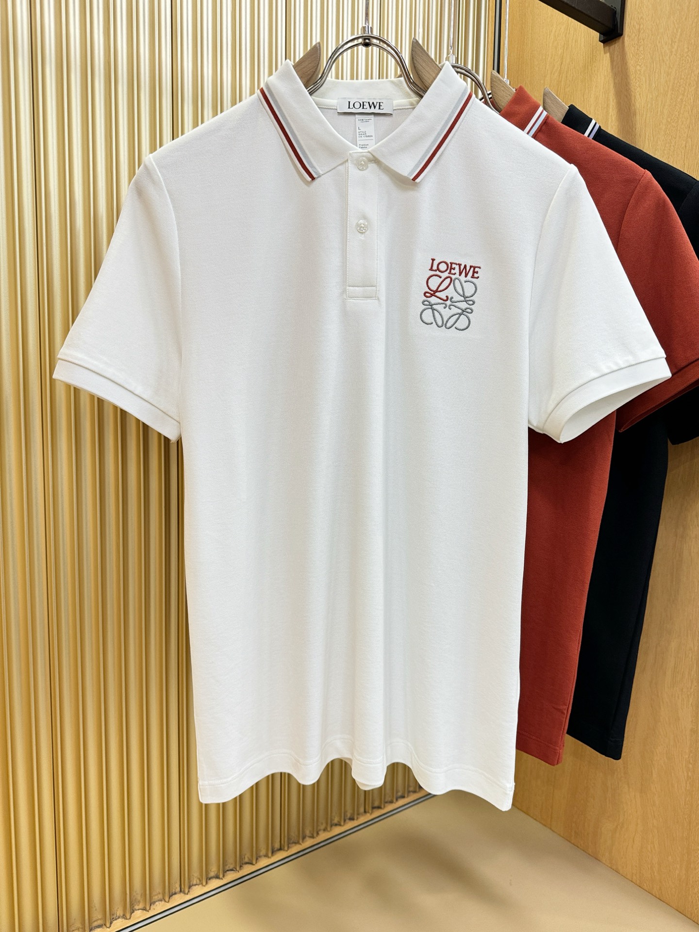 LOEWE罗意威 2026官方春夏新款 专柜同步上市 男士翻领短袖POLO衫，高端主线系列，进口珠地丝光