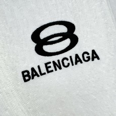 Balenciaga巴黎世家 2026新款短袖T恤!男女同款!走秀图案时尚休闲短袖T恤衫!设计logo设 Balenciaga巴黎世家 2026新款短袖T恤!男女同款!走秀图案时尚休闲短袖T恤衫!设计logo设