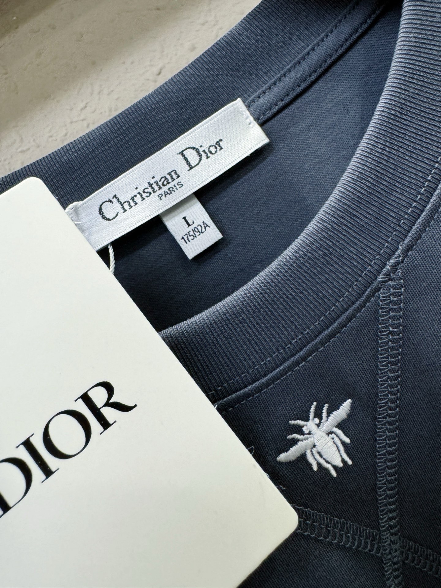 Dior迪奥 顶级品质 2026款新品短袖！精选顶级原版面料，手感柔软。顶级进口私货，时尚设计潮流短袖，