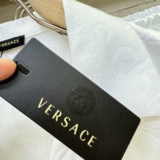 高定款(真丝面料升级 ) Versace 范思哲最大可穿250斤‼️新款真丝套装,男女同款家居服套装,定 高定款(真丝面料升级 ) Versace 范思哲最大可穿250斤‼️新款真丝套装,男女同款家居服套装,定
