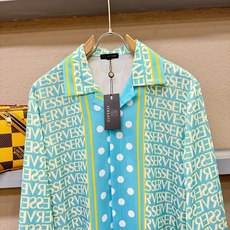 高定款(真丝面料升级 )最大可穿250斤⚠️ Versace 范思哲新款真丝套装,男女同款家居服套装,定 高定款(真丝面料升级 )最大可穿250斤⚠️ Versace 范思哲新款真丝套装,男女同款家居服套装,定