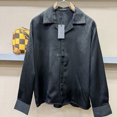 高定款(真丝面料升级 )最大可穿250斤 Versace 范思哲新款真丝套装,男女同款家居服套装,定制真 高定款(真丝面料升级 )最大可穿250斤 Versace 范思哲新款真丝套装,男女同款家居服套装,定制真