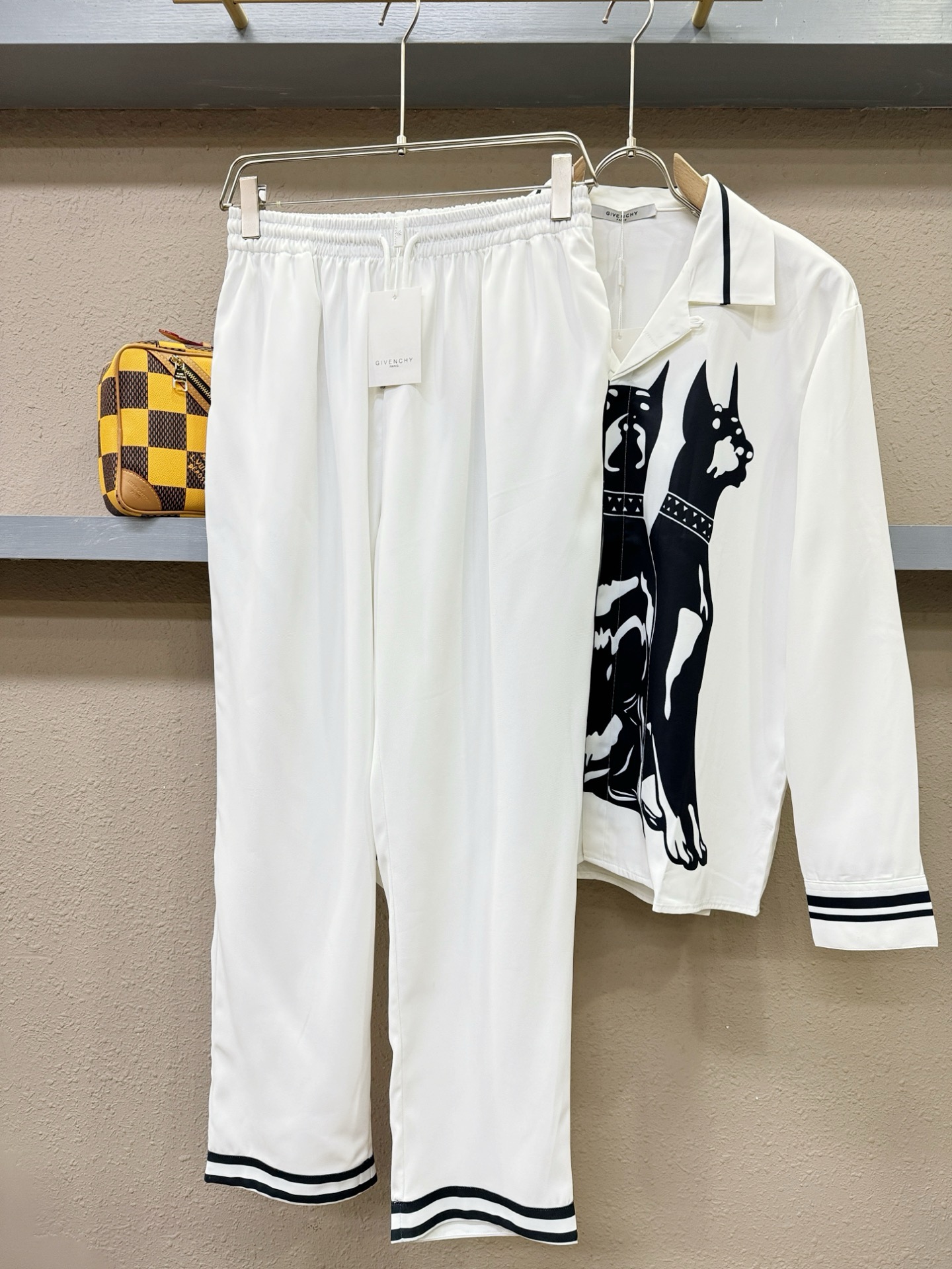 高定款(真丝面料升级 )最大可穿250斤，Givenchy 纪梵希 新款真丝套装，男女同款家居服套装，定