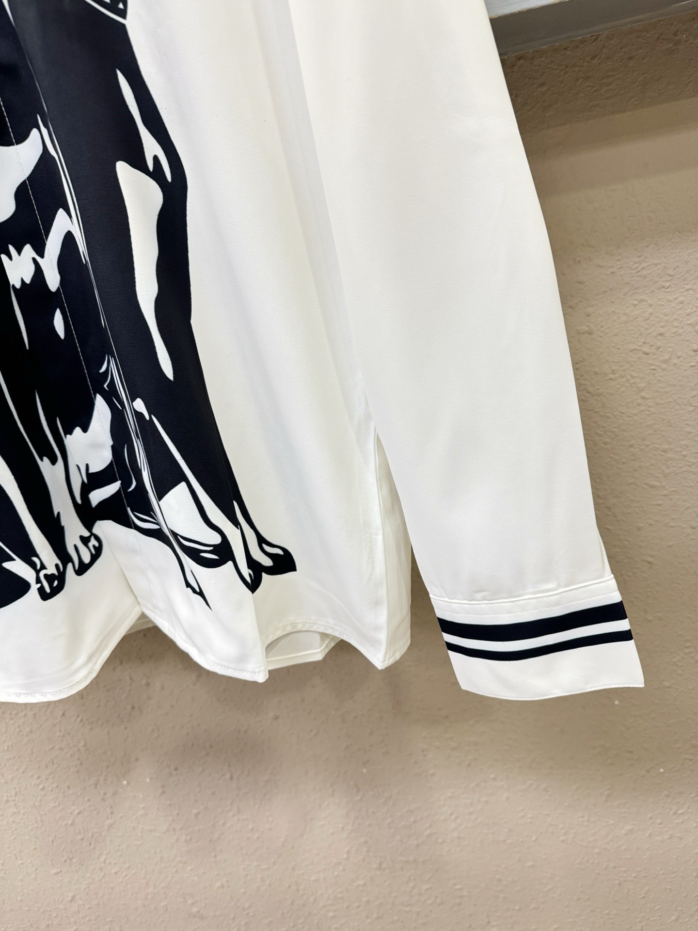 高定款(真丝面料升级 )最大可穿250斤，Givenchy 纪梵希 新款真丝套装，男女同款家居服套装，定