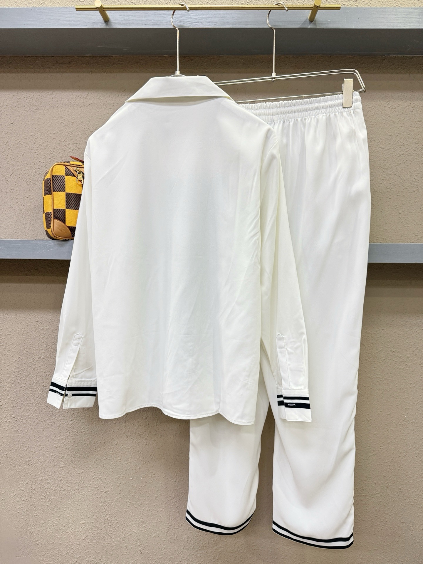 高定款(真丝面料升级 )最大可穿250斤，Givenchy 纪梵希 新款真丝套装，男女同款家居服套装，定