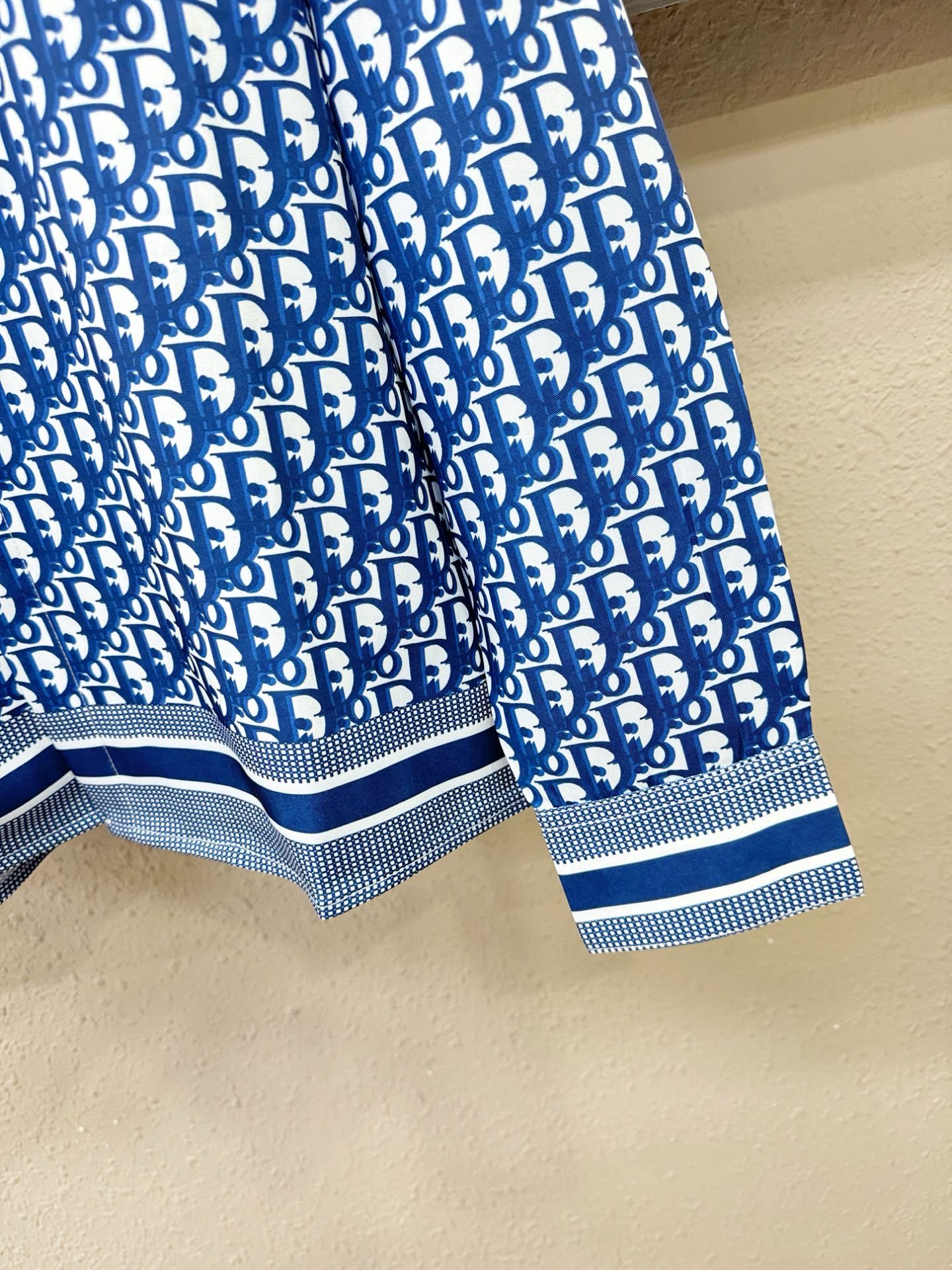 高定款(真丝面料升级 )最大可穿250斤 Dior迪奥 新款真丝套装，男女同款家居服套装，定制真丝面料，