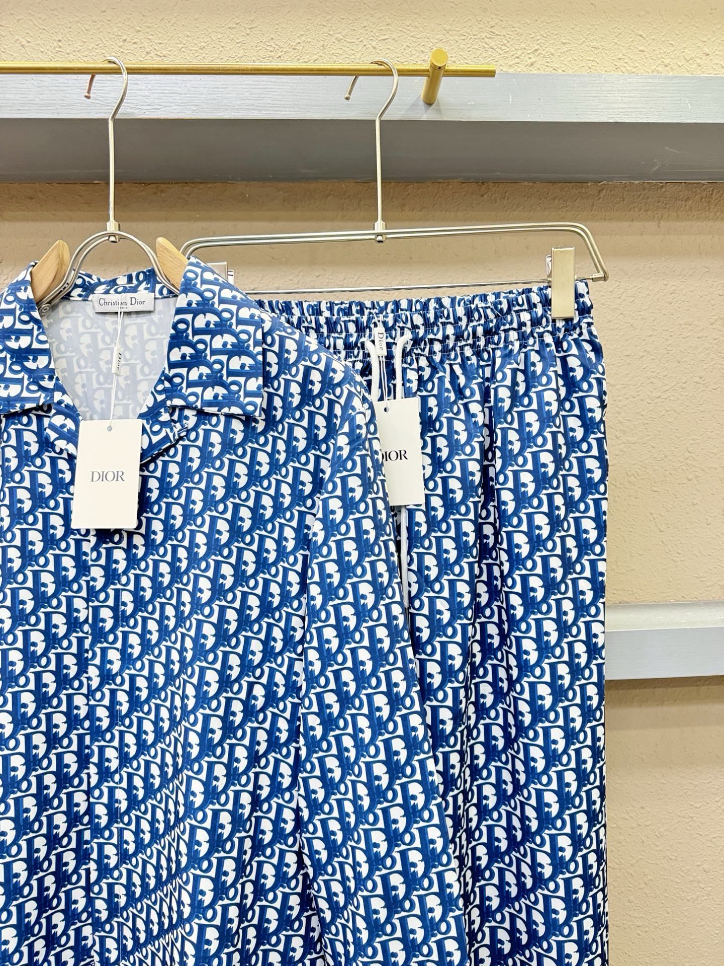 高定款(真丝面料升级 )最大可穿250斤 Dior迪奥 新款真丝套装，男女同款家居服套装，定制真丝面料，