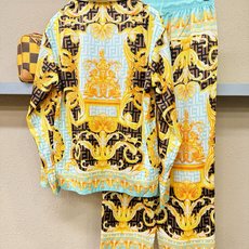 高定款(真丝面料升级 )最大可穿250斤 Versace 范思哲新款真丝套装,男女同款家居服套装,定制真 高定款(真丝面料升级 )最大可穿250斤 Versace 范思哲新款真丝套装,男女同款家居服套装,定制真