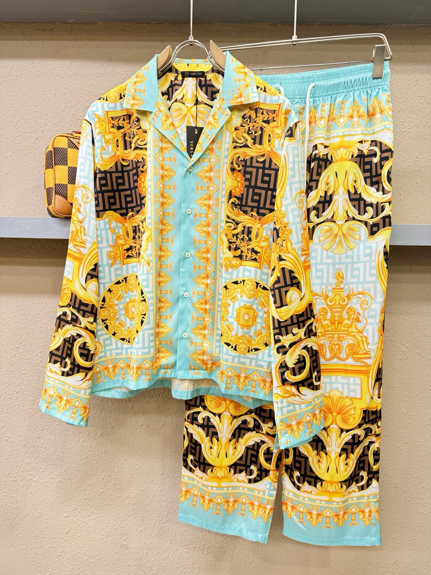 高定款(真丝面料升级 )最大可穿250斤 Versace 范思哲新款真丝套装，男女同款家居服套装，定制真