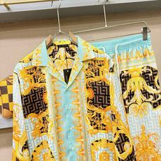 高定款(真丝面料升级 )最大可穿250斤 Versace 范思哲新款真丝套装,男女同款家居服套装,定制真 高定款(真丝面料升级 )最大可穿250斤 Versace 范思哲新款真丝套装,男女同款家居服套装,定制真
