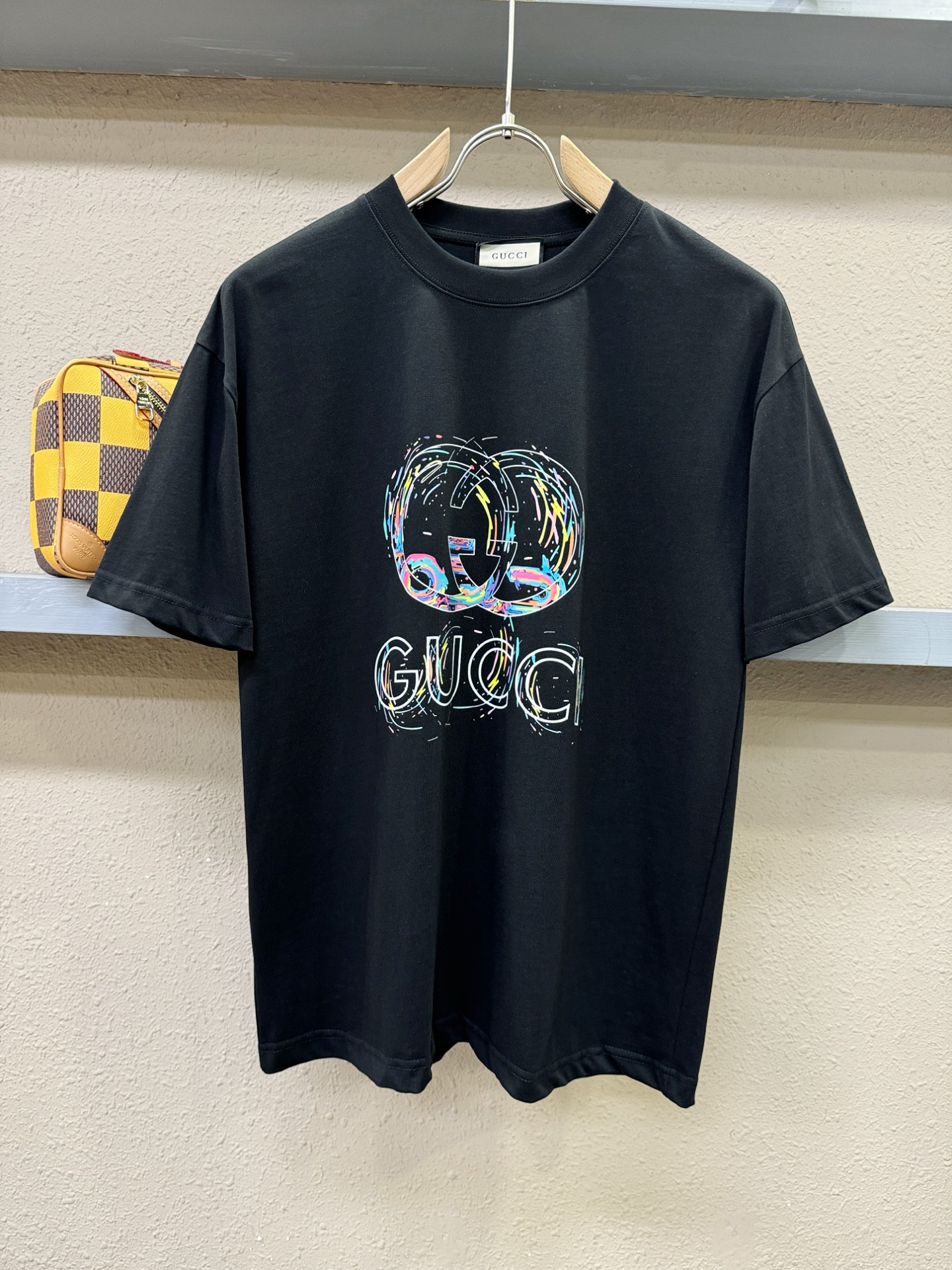 (最大可穿200斤) Gucci古奇 2026新款短袖T恤！男女同款！走秀图案时尚休闲短袖T恤衫！设计l