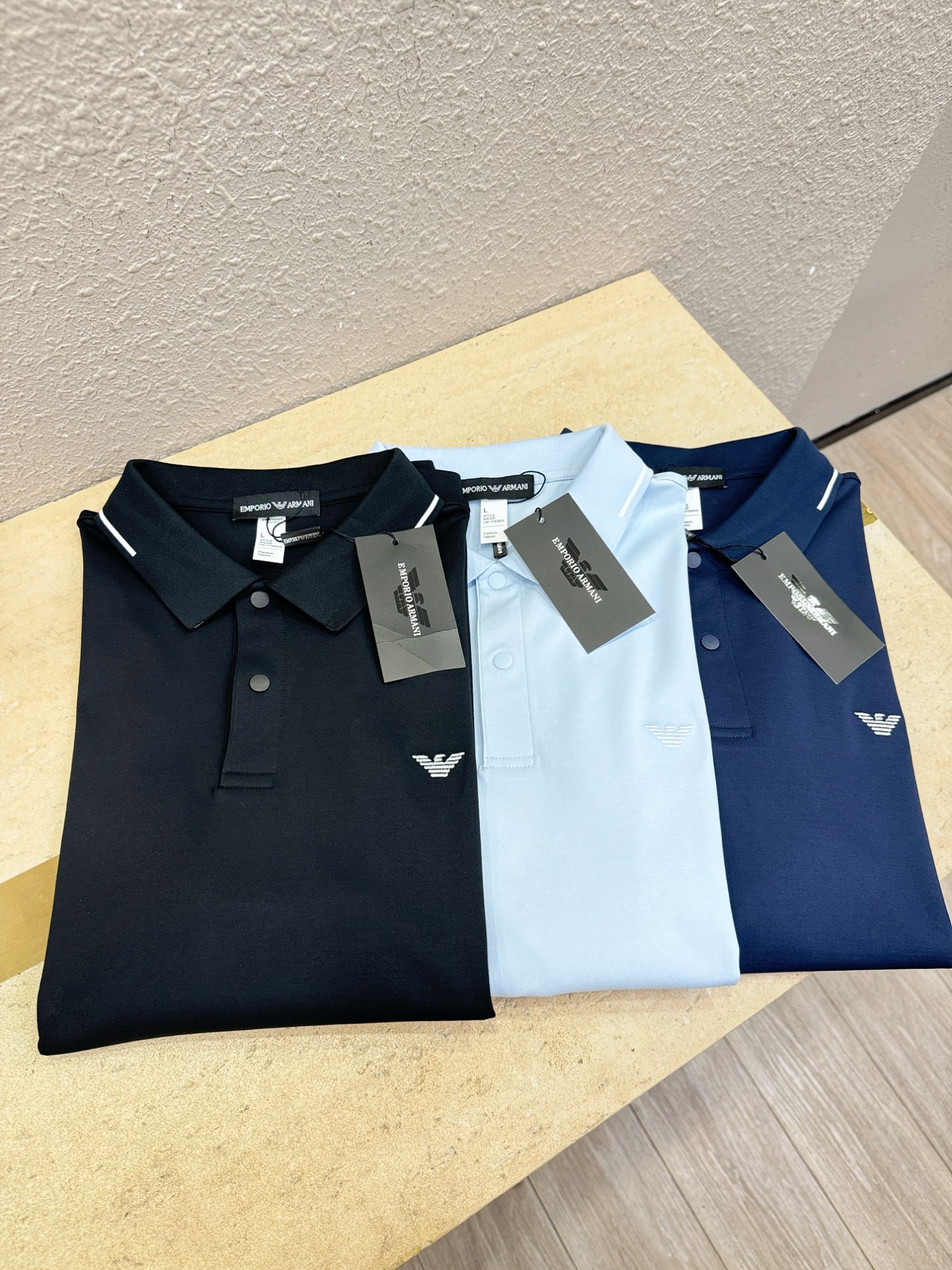 Armani 阿玛尼 2026官方春夏新款 专柜同步上市 男士翻领短袖POLO衫，高端主线系列，进口珠地