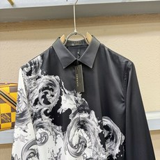 高定款(真丝面料升级 ) Versace 范思哲 最大可穿190斤,新款真丝衬衫,男女同款,定制真丝 高定款(真丝面料升级 ) Versace 范思哲 最大可穿190斤,新款真丝衬衫,男女同款,定制真丝