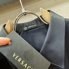 高定款(真丝面料升级 ) Versace 范思哲 最大可穿190斤,新款真丝衬衫,男女同款,定制真丝 高定款(真丝面料升级 ) Versace 范思哲 最大可穿190斤,新款真丝衬衫,男女同款,定制真丝