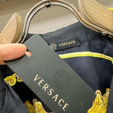高定款(真丝面料升级 ) Versace 范思哲 最大可穿250斤,新款真丝套装,男女同款家居服套装,定 高定款(真丝面料升级 ) Versace 范思哲 最大可穿250斤,新款真丝套装,男女同款家居服套装,定