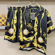高定款(真丝面料升级 ) Versace 范思哲 最大可穿250斤,新款真丝套装,男女同款家居服套装,定 高定款(真丝面料升级 ) Versace 范思哲 最大可穿250斤,新款真丝套装,男女同款家居服套装,定