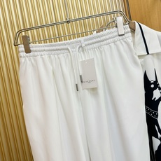 高定款(真丝面料升级 )最大可穿250斤,Givenchy 纪梵希 新款真丝套装,男女同款家居服套装,定 高定款(真丝面料升级 )最大可穿250斤,Givenchy 纪梵希 新款真丝套装,男女同款家居服套装,定
