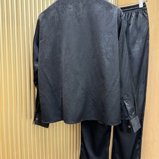 高定款(真丝面料升级 )最大可穿250斤 Versace 范思哲新款真丝套装,男女同款家居服套装,定制真 高定款(真丝面料升级 )最大可穿250斤 Versace 范思哲新款真丝套装,男女同款家居服套装,定制真