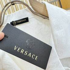 高定款(真丝面料升级 ) Versace 范思哲最大可穿250斤‼️新款真丝套装,男女同款家居服套装,定 高定款(真丝面料升级 ) Versace 范思哲最大可穿250斤‼️新款真丝套装,男女同款家居服套装,定