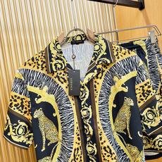 高定款(真丝面料升级 ) Versace 范思哲 最大可穿250斤,新款真丝套装,男女同款家居服套装,定制真丝面料,不抽 高定款(真丝面料升级 ) Versace 范思哲 最大可穿250斤,新款真丝套装,男女同款家居服套装,定制真丝面料,不抽