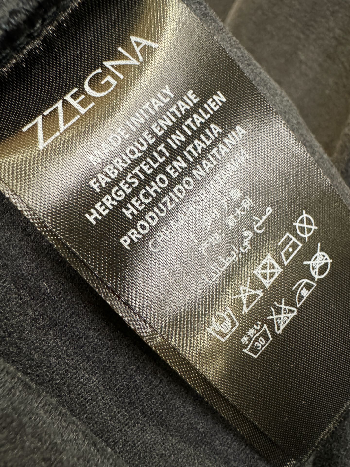 Ermenegildo Zeg*a杰*亚 2026新款顶级长袖，男士休闲百搭长袖T恤衫！贸易公司渠道稀出，领先官网发售！