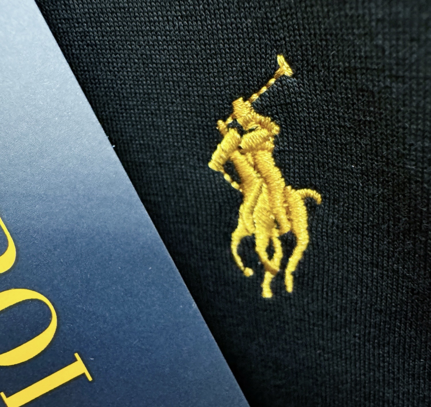 POLO 2026秋冬新品，官网同步 经典大气百搭翻领长袖，顶级原版面料，质感细腻 超柔软亲肤触感！奢华高贵 翻领设计，