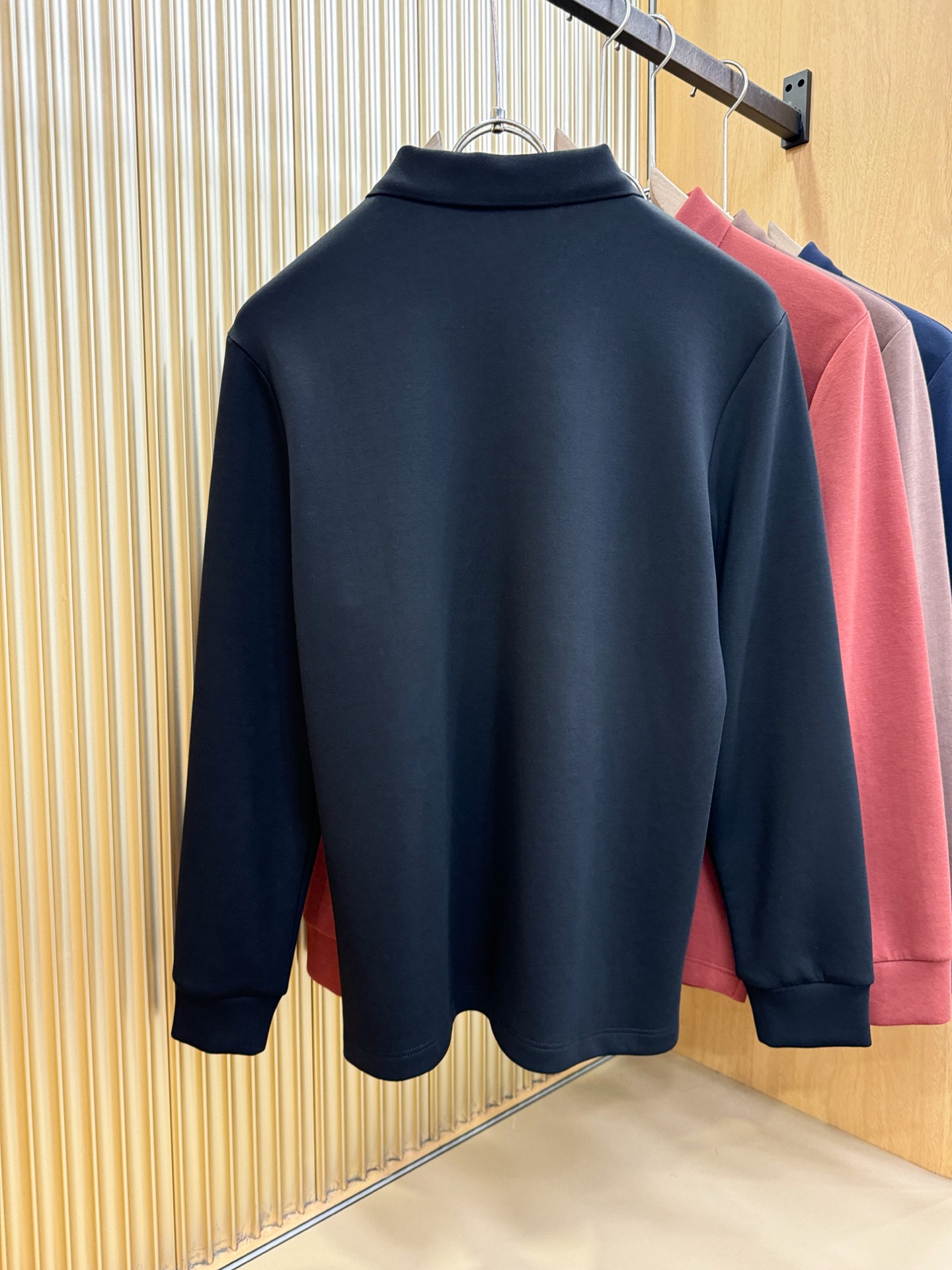 POLO 2026秋冬新品，官网同步 经典大气百搭翻领长袖，顶级原版面料，质感细腻 超柔软亲肤触感！奢华高贵 翻领设计，