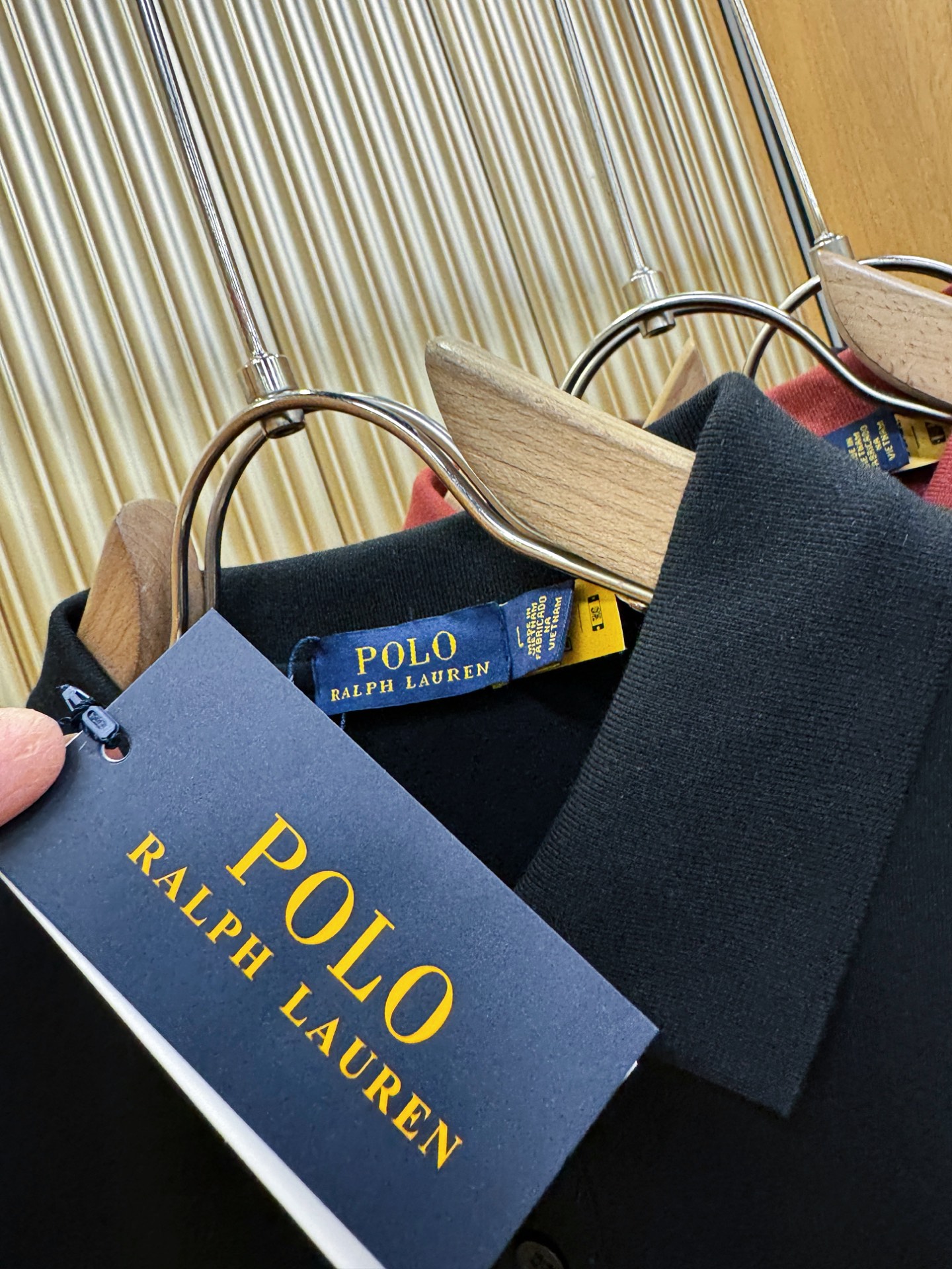 POLO 2026秋冬新品，官网同步 经典大气百搭翻领长袖，顶级原版面料，质感细腻 超柔软亲肤触感！奢华高贵 翻领设计，