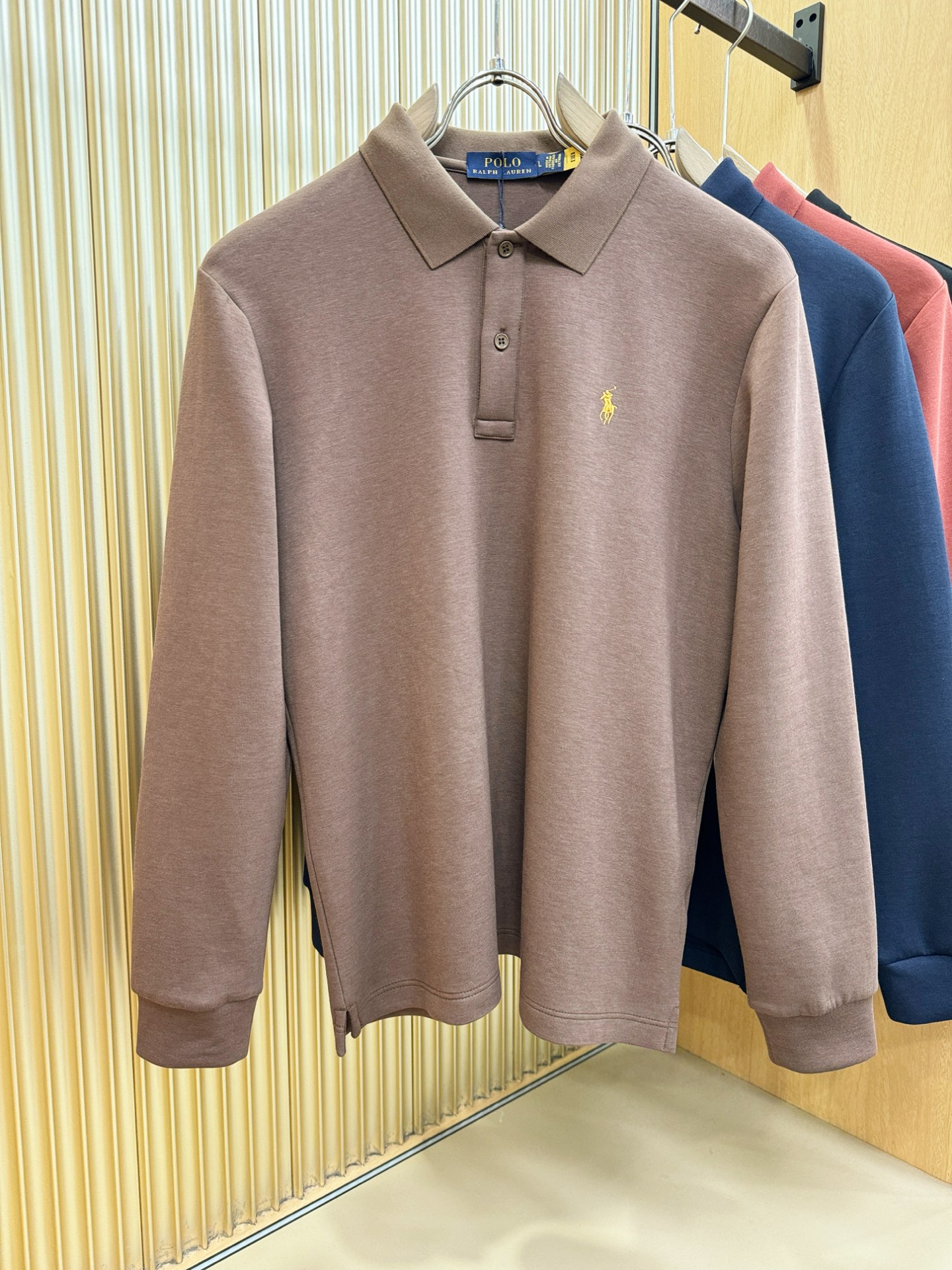 POLO 2026秋冬新品，官网同步 经典大气百搭翻领长袖，顶级原版面料，质感细腻 超柔软亲肤触感！奢华高贵 翻领设计，