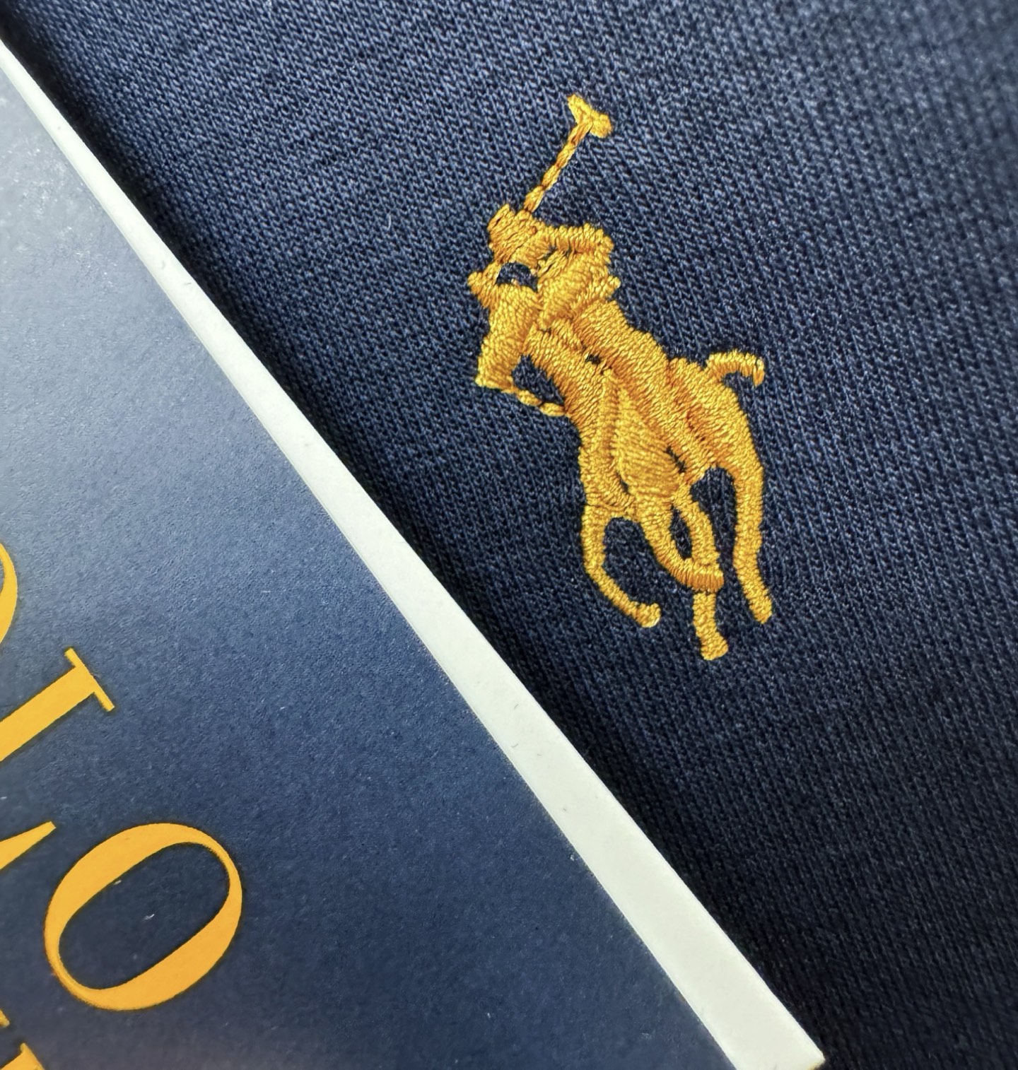 POLO 2026秋冬新品，官网同步 经典大气百搭翻领长袖，顶级原版面料，质感细腻 超柔软亲肤触感！奢华高贵 翻领设计，