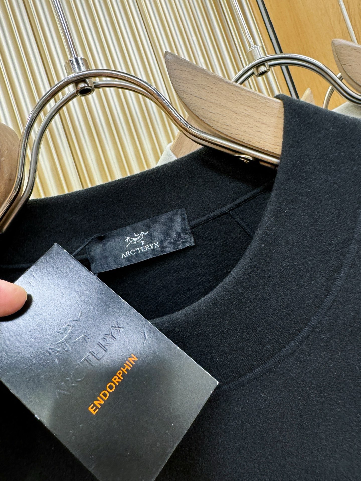 ARC‘TERYX/始祖鸟 2026ss秋冬新品 长袖T恤，经典Logo设计，百搭款 官网同步发售 定制面料，柔软细腻 