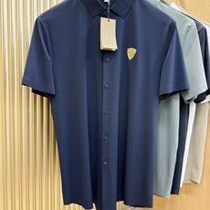 BURBERRY巴宝莉 2026新款衬衫,贸易公司渠道稀出,领先官网发售!经典休闲衬衫搭配独特的设计,简洁干净、经典时髦 BURBERRY巴宝莉 2026新款衬衫,贸易公司渠道稀出,领先官网发售!经典休闲衬衫搭配独特的设计,简洁干净、经典时髦