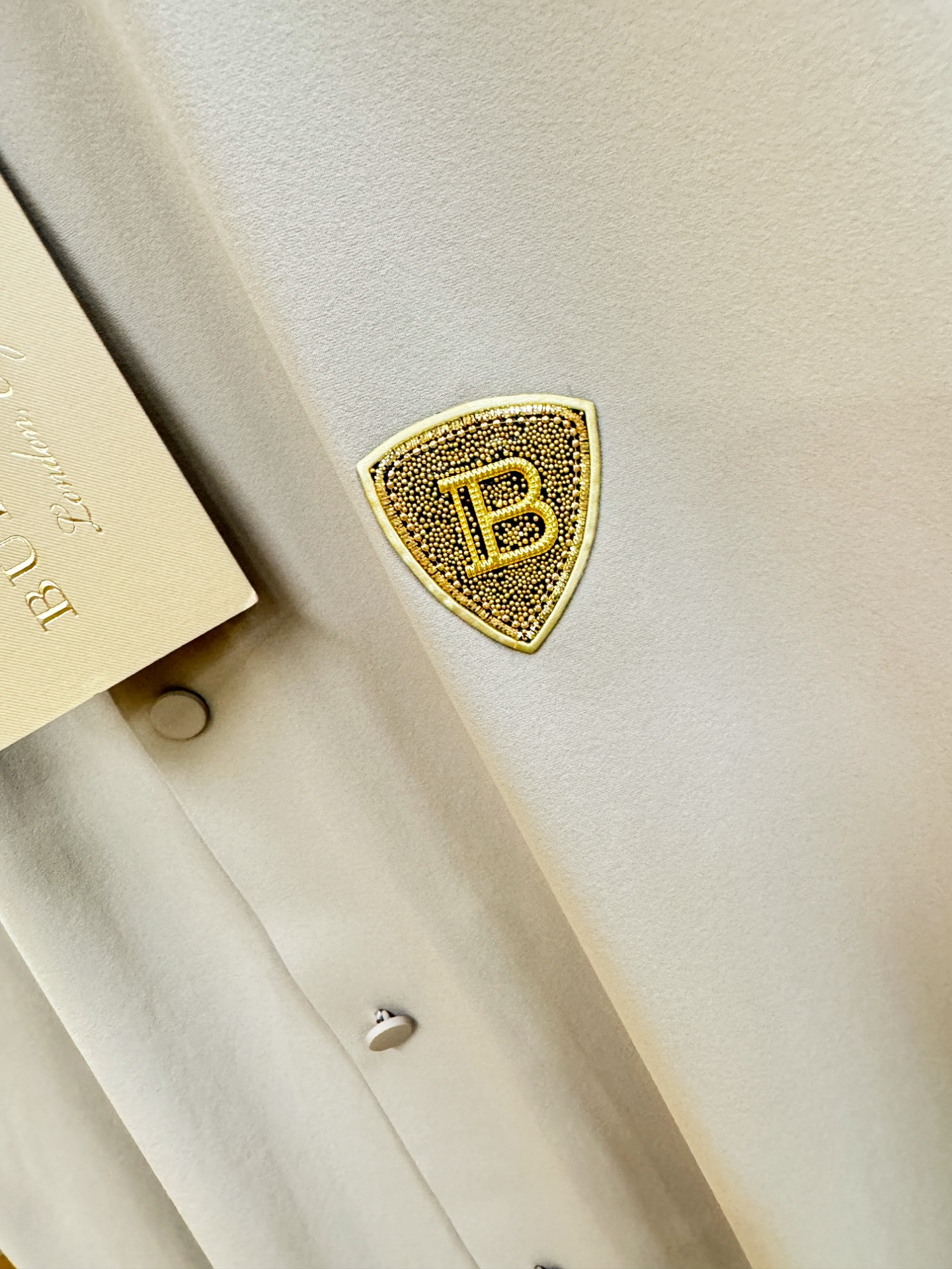 BURBERRY巴宝莉 2026新款衬衫，贸易公司渠道稀出，领先官网发售！经典休闲衬衫搭配独特的设计，简洁干净、经典时髦