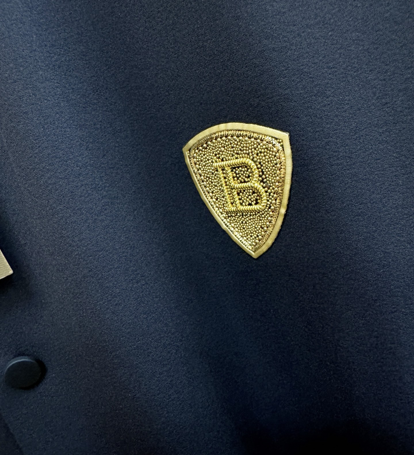 BURBERRY巴宝莉 2026新款衬衫，贸易公司渠道稀出，领先官网发售！经典休闲衬衫搭配独特的设计，简洁干净、经典时髦