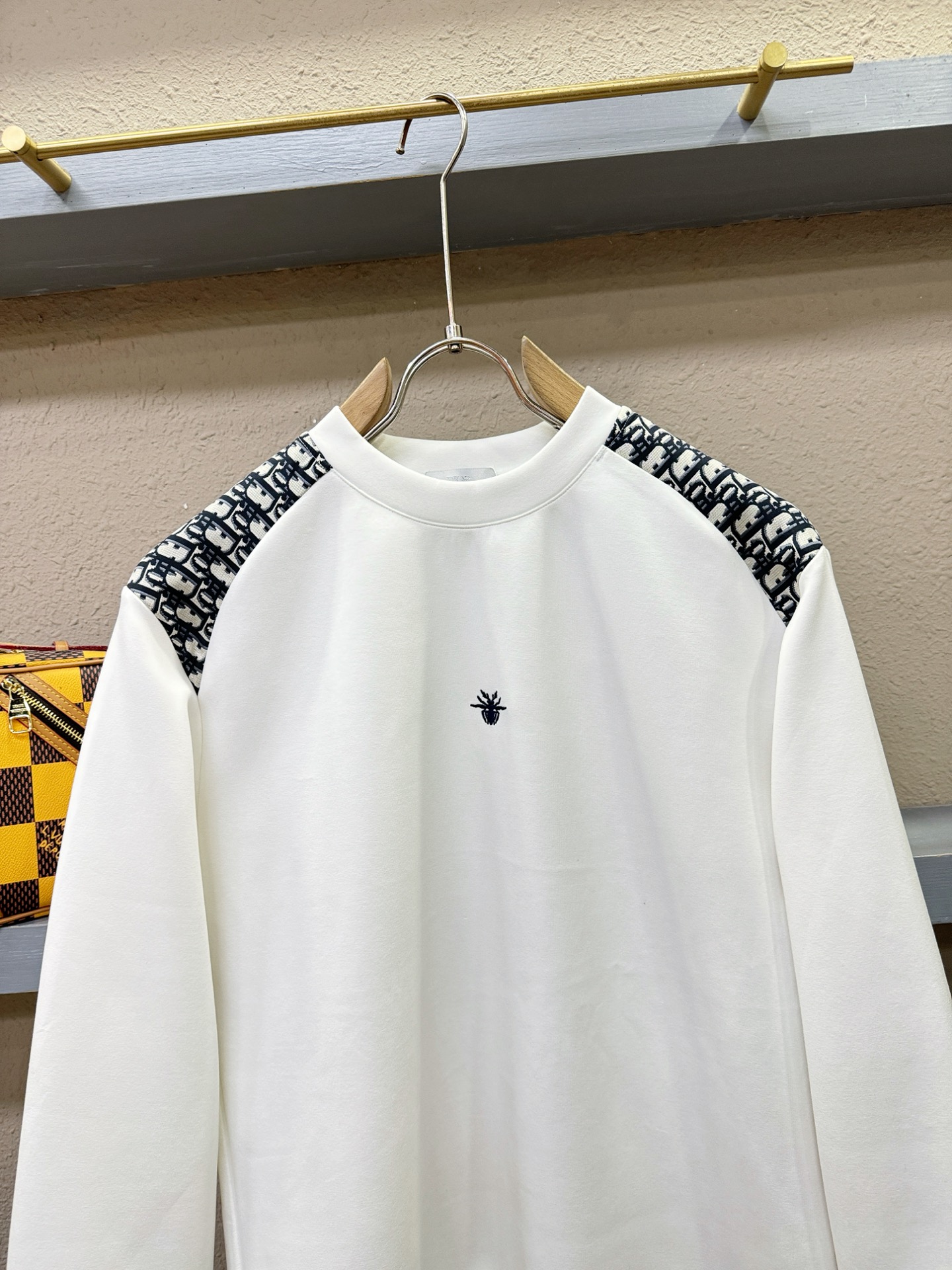 Dior迪奥 2026新品 长袖卫衣，经典Logo设计，百搭款 官网同步发售 柔软细腻 亲肤感极高，完美诠释出品牌的时尚
