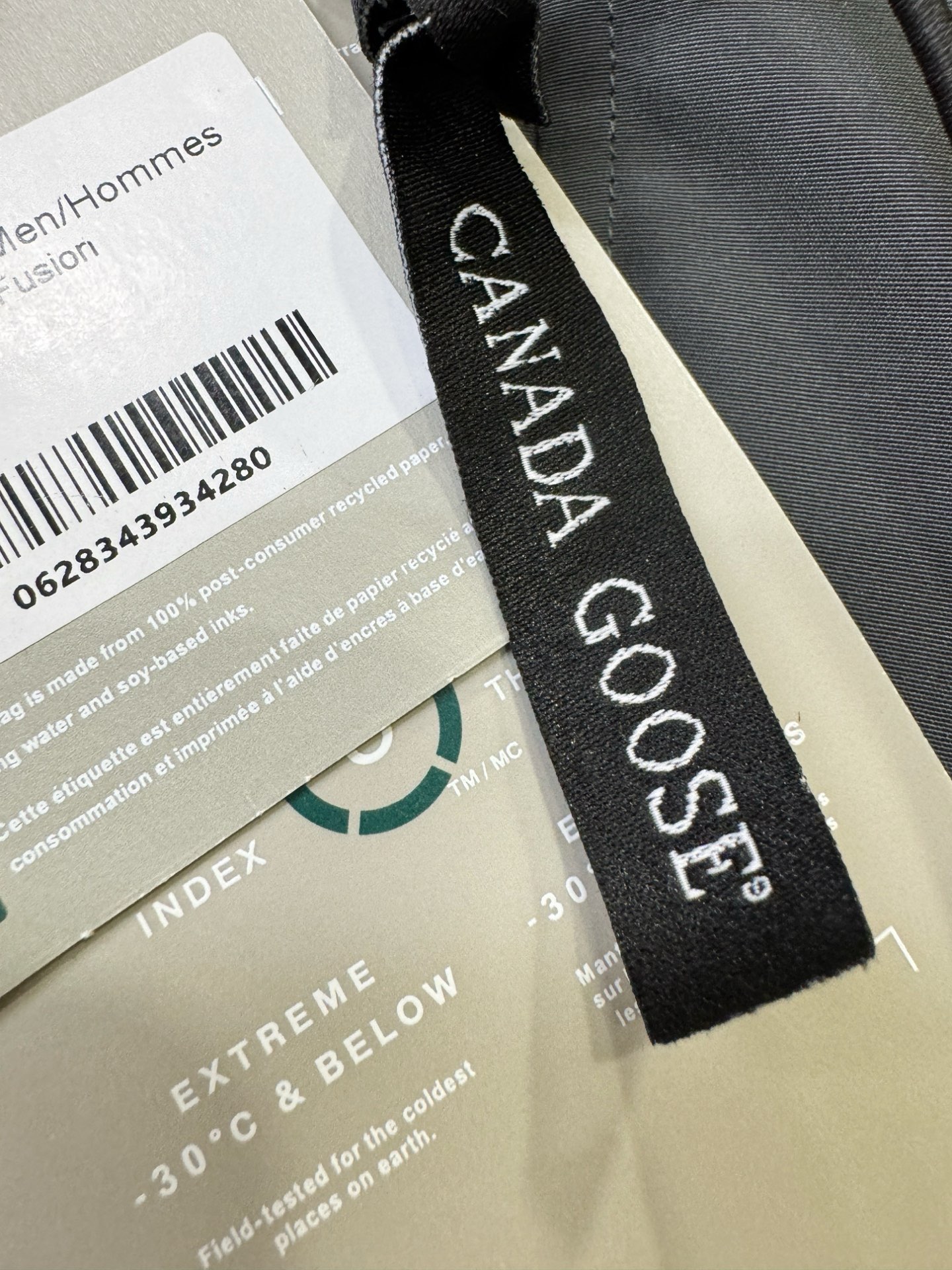 爆款羽绒服 2026新品加拿大鹅 品牌Canada Goose  新款羽绒服秀场新品  品相非常完美，专柜高科技防水面料