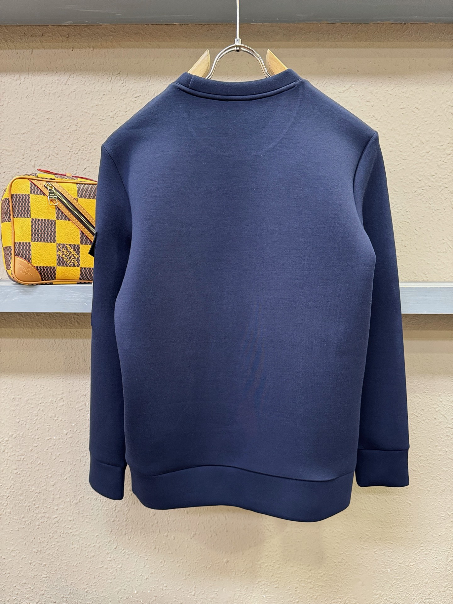 Moncler蒙口 2026新品 专柜同步新款卫衣，经典Logo设计，三标齐全，百搭款 官网同步发售 柔软细腻 亲肤感极