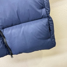 加拿大鹅 品牌Canada Goose 2026新款羽绒马甲,秀场新品,品相非常完美,专柜高科技防水面料,内里90%白鹅 加拿大鹅 品牌Canada Goose 2026新款羽绒马甲,秀场新品,品相非常完美,专柜高科技防水面料,内里90%白鹅