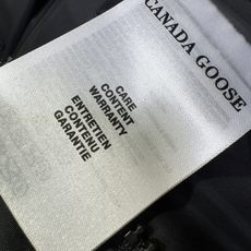 加拿大鹅 品牌Canada Goose 2026新款羽绒马甲,秀场新品,品相非常完美,专柜高科技防水面料,内里90%白鹅 加拿大鹅 品牌Canada Goose 2026新款羽绒马甲,秀场新品,品相非常完美,专柜高科技防水面料,内里90%白鹅