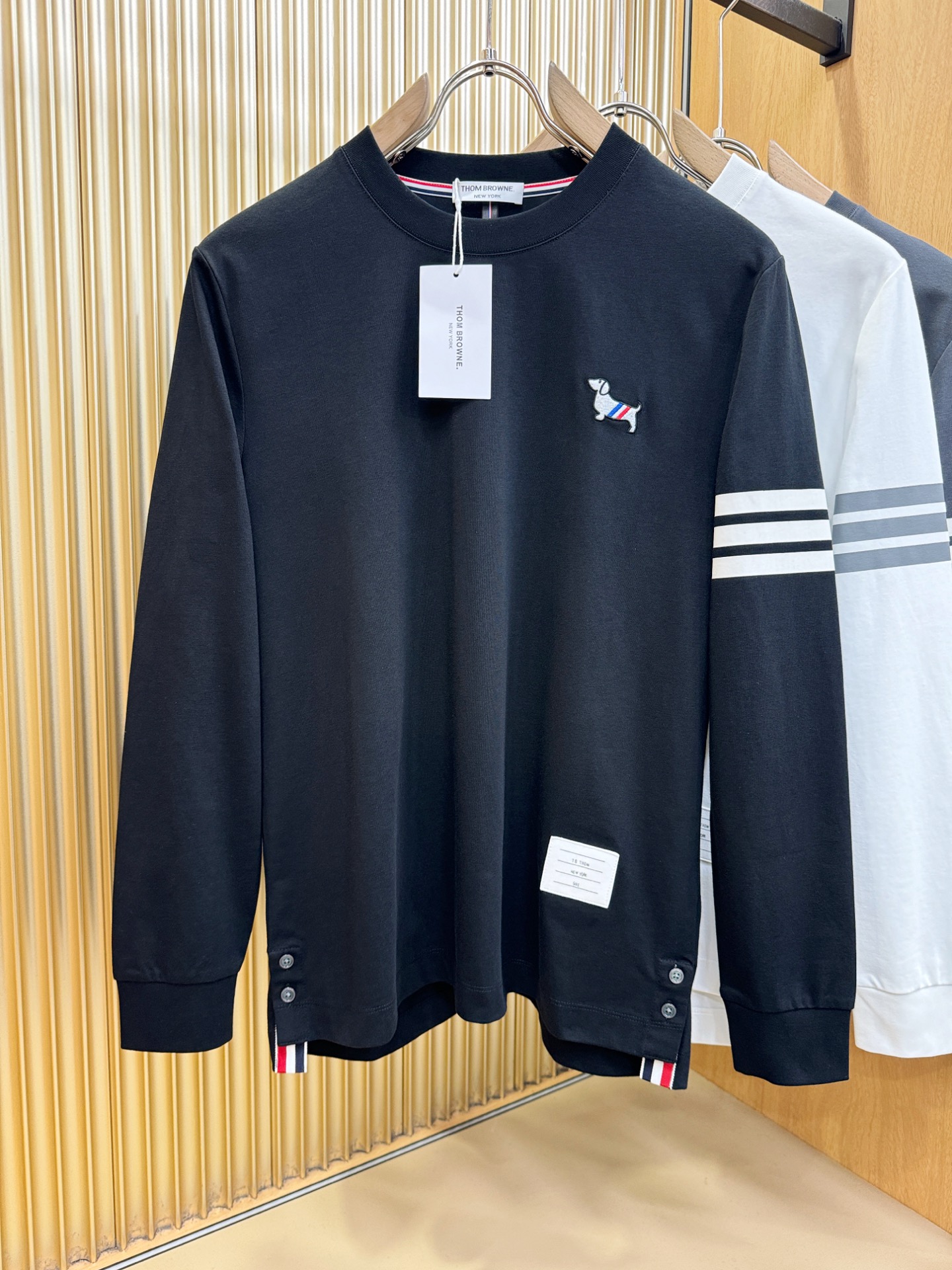 TB 2026ss新品 长袖T恤，经典Logo设计，百搭款 官网同步发售 定制面料，柔软细腻  舒适透气，亲肤感极高，完