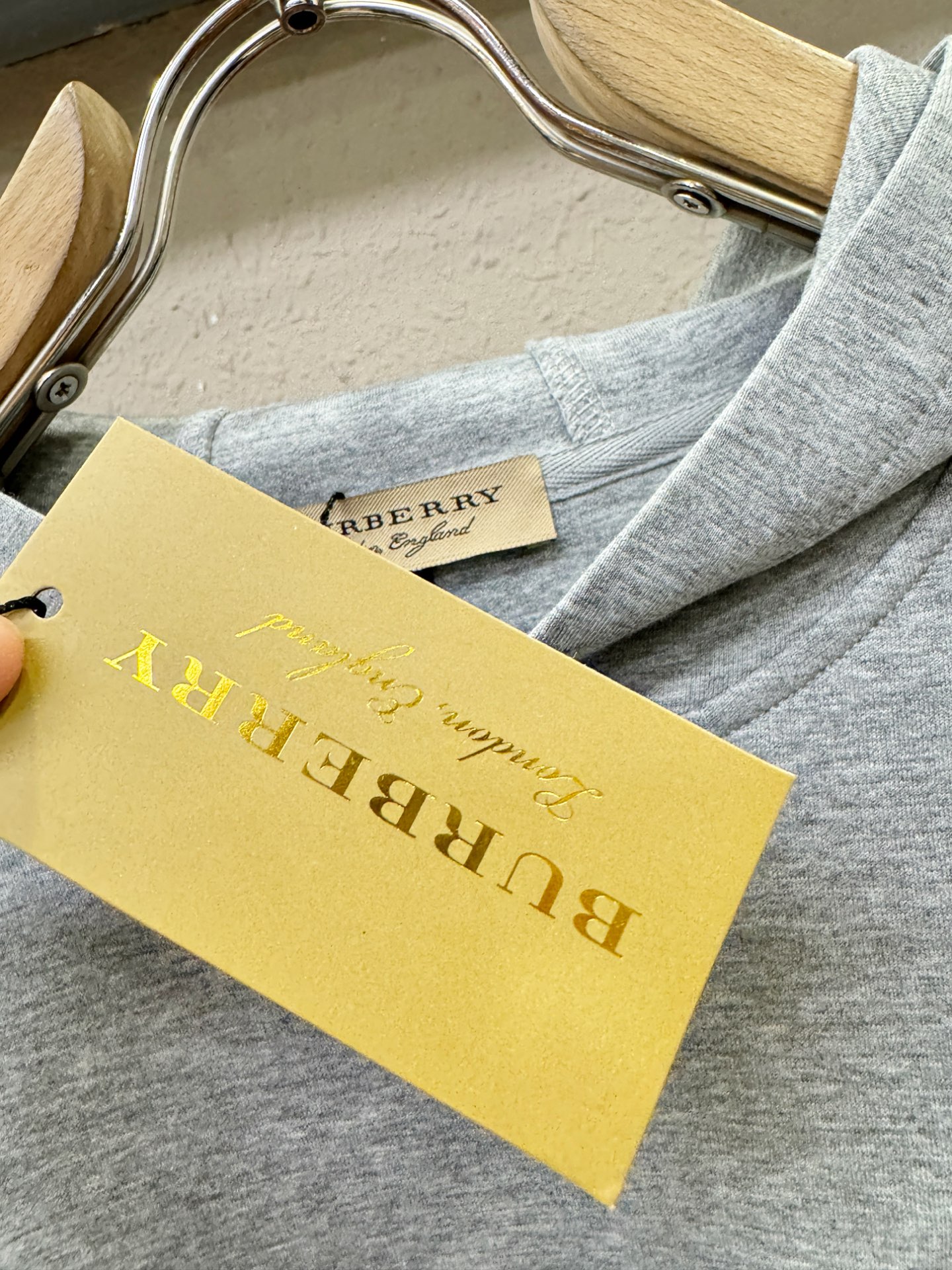 BURBERRY巴宝莉 秋冬新品 长袖卫衣，重工刺绣，经典Logo设计，百搭款 官网同步发售 定制面料，柔软细腻，亲肤感