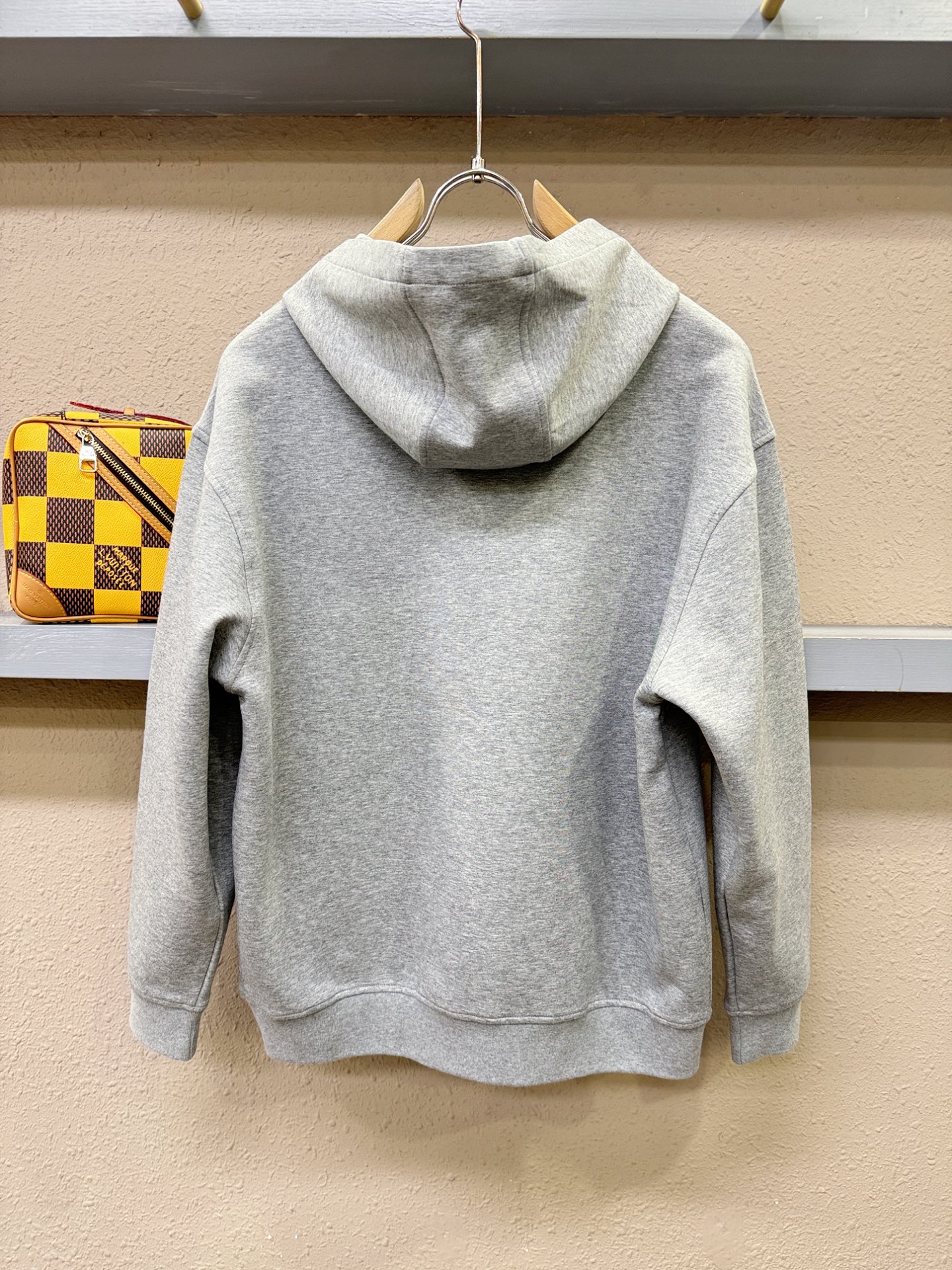 BURBERRY巴宝莉 秋冬新品 长袖卫衣，重工刺绣，经典Logo设计，百搭款 官网同步发售 定制面料，柔软细腻，亲肤感
