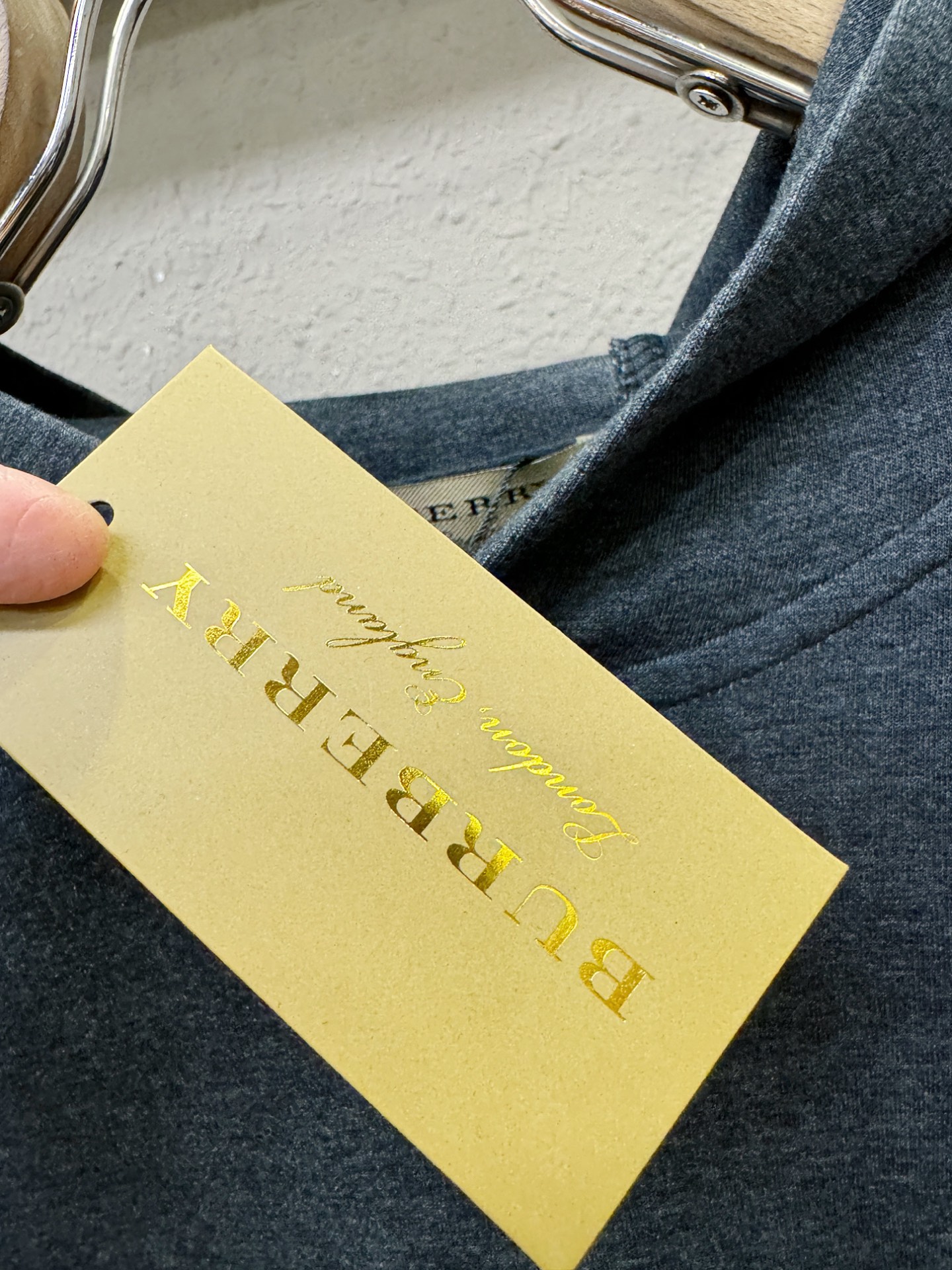 BURBERRY巴宝莉 秋冬新品 长袖卫衣，重工刺绣，经典Logo设计，百搭款 官网同步发售 定制面料，柔软细腻，亲肤感